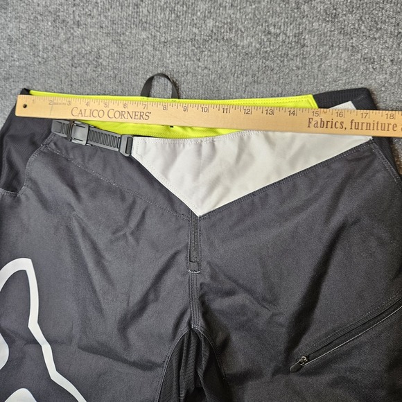Fox Racing Demo DH Mountain Bike MX Downhill Shorts Size 36 - Picture 6 of 7
